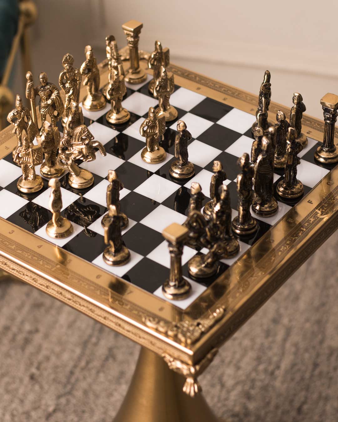 Historical Greek vs Roman Army Chess Set with Stand