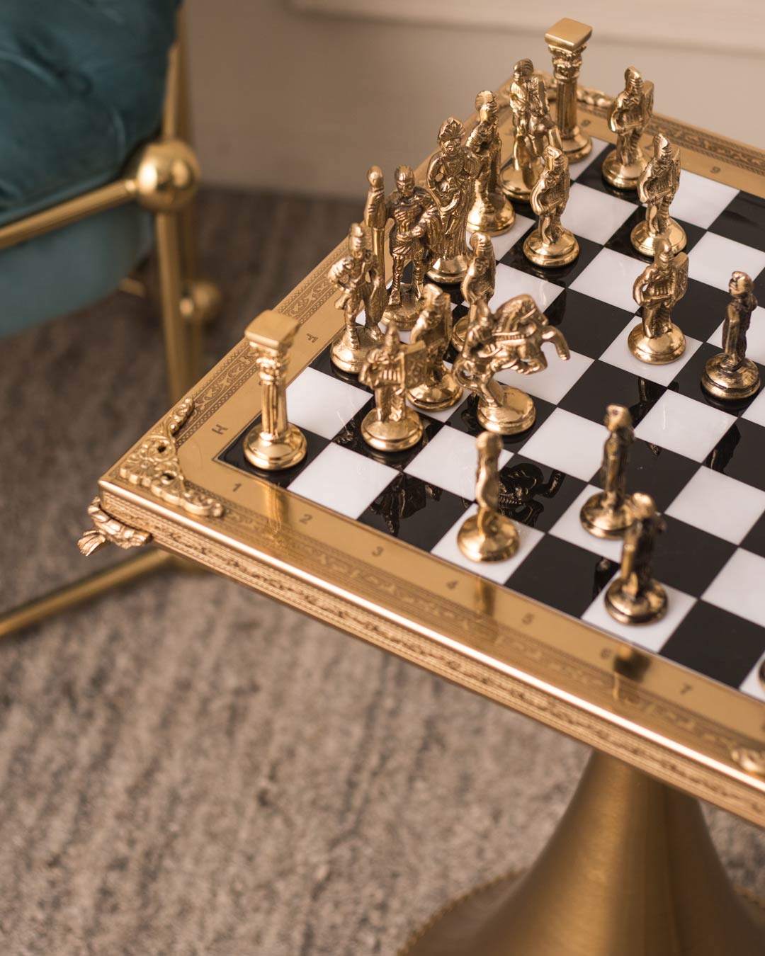 Historical Greek vs Roman Army Chess Set with Stand