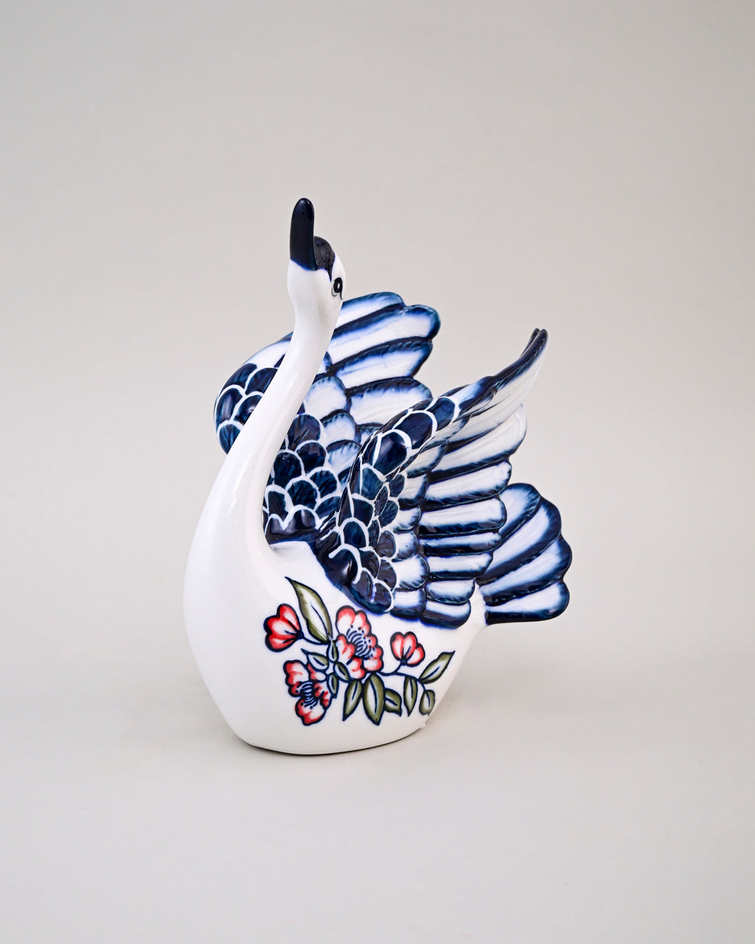 Serene Swan Figurines - Set of 2