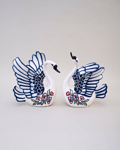 Serene Swan Figurines - Set of 2
