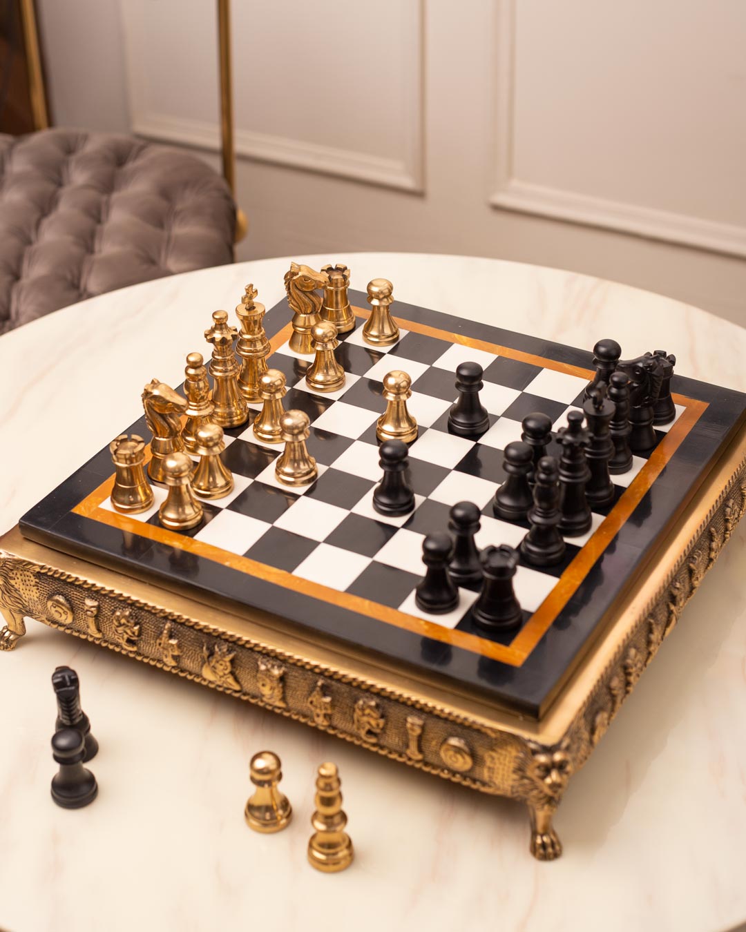 Vintage Regency Traditional Chess Set