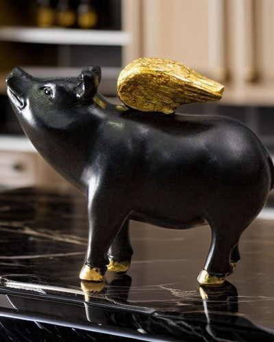 When Pig's Fly' Decorative Figurine